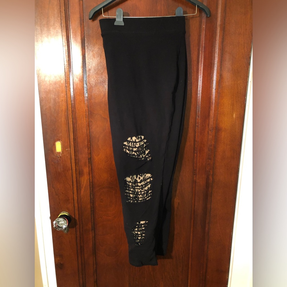 Black ‘distressed’ leggings with leopard print (torrid size 6)